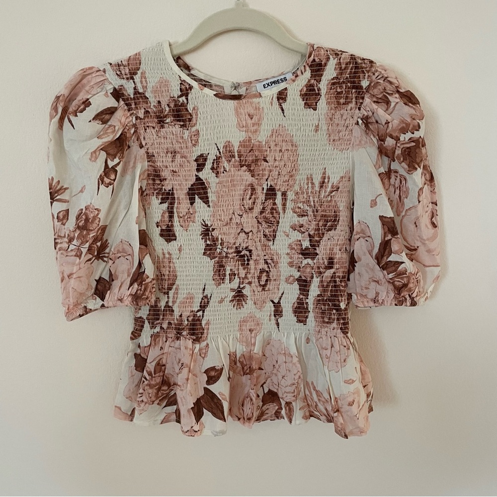 Express Rose smocked short sleeve peplum blouse small